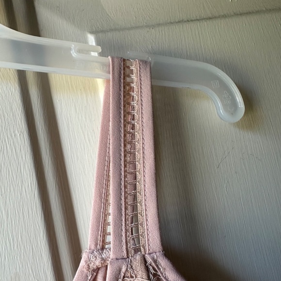 White House Black Market Lace Cold Shoulder 3/4 Sleeve Blush Rose Blouse.Size S - Picture 8 of 16